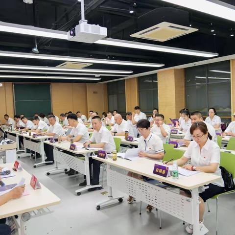 和田 昌吉两地州局（公司）联合在南京大学举办党务干部能力素质提升培训班