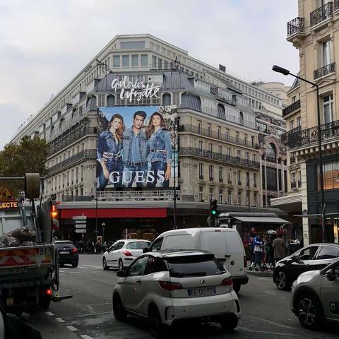 西行游记五  法国巴黎老佛爷店