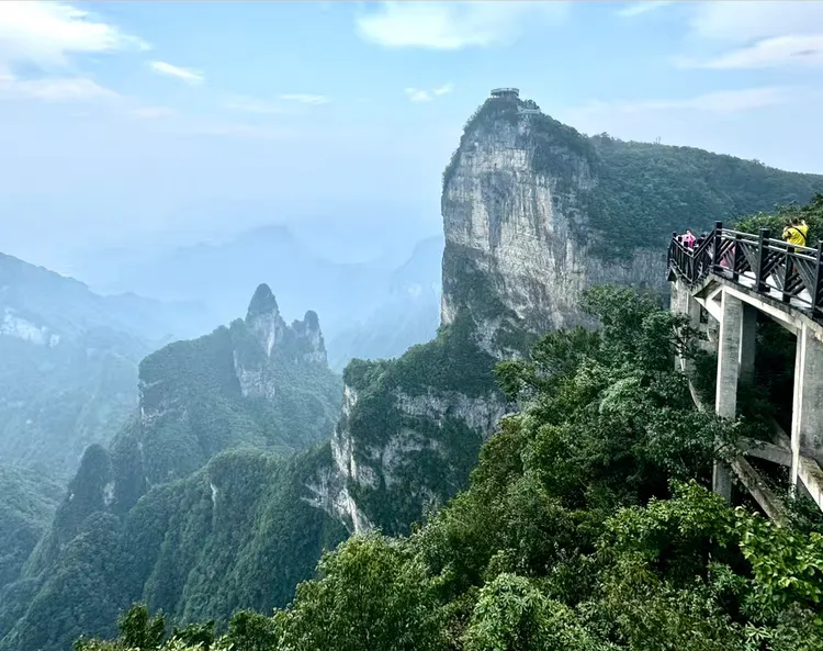 天门山鲲鹏顶讲解图片