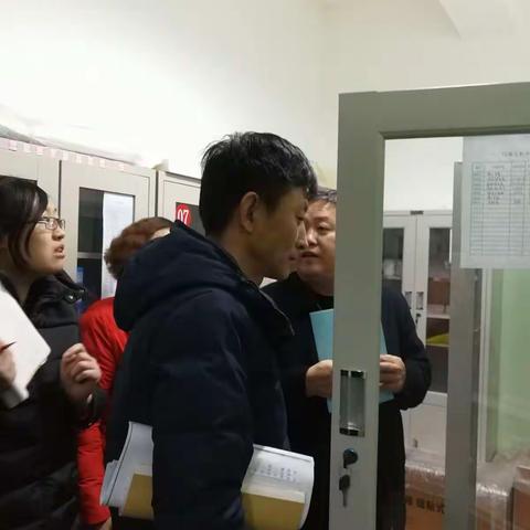 临汾市五一路学校齐心协力，上下一心，积极迎接国家学校均衡标准化验收。