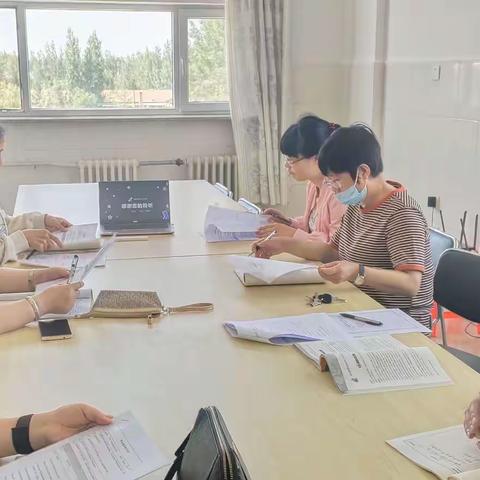 乌敦套海镇中心小学英语集体备课活动