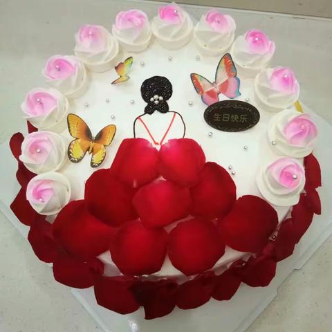 好味佳蛋糕用心为您推出各种系列蛋糕🎂我们每一份努力只为您一个满意的微笑！😊