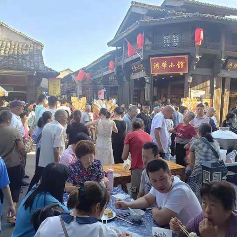 国庆在游埠古镇喝早茶