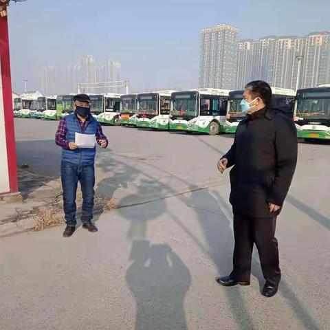 抗疫情，车场人员在行动
