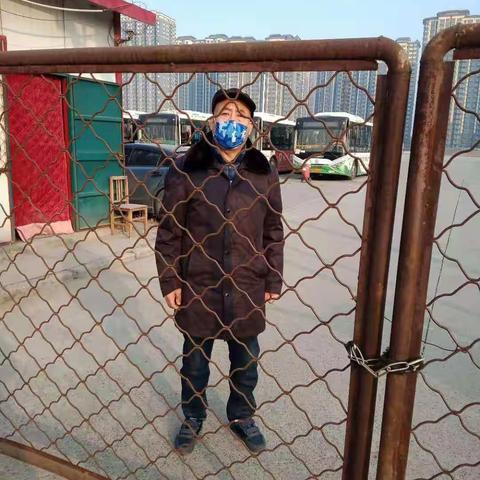 公交坚守阵地者