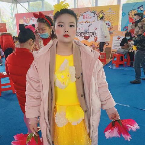 七彩少年  三（1）班候选人张君宇