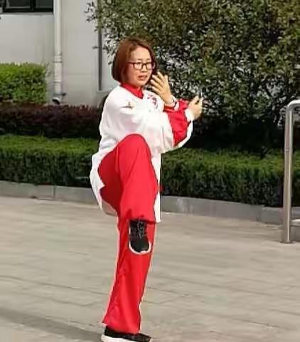 幸福新城 太极相伴