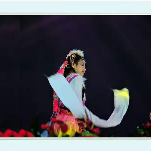 舞台霓虹倩影生辉（三）