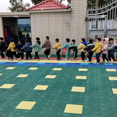 双江口镇白玉幼儿园小班开学第二周精彩回顾