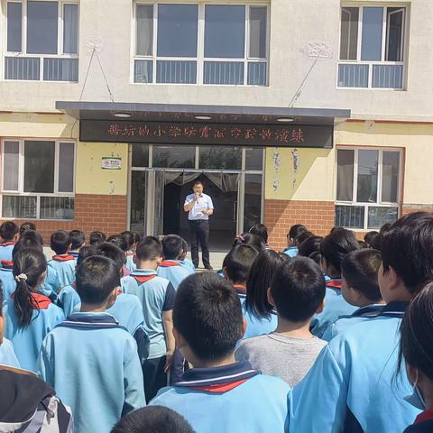 酱坊地小学5.12防灾事关你我他,减灾利国又利家疏散演练