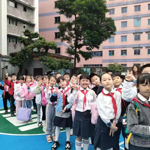 【久佰行走课堂】重庆市渝中区东水门小学校三年级二班|“致敬革命先烈·汲取奋进力量”主题教育实践活动