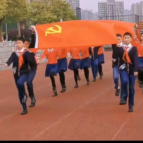 致家长的第3封信——火炬小学第七届运动会四年级三班成果展示及班级日常展示