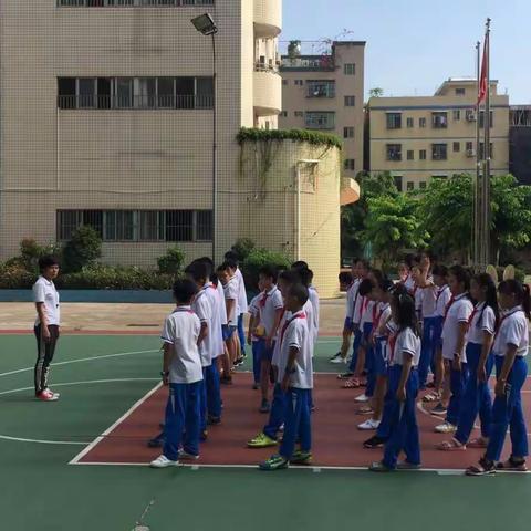 海口市英才小学综合组“四课”活动
