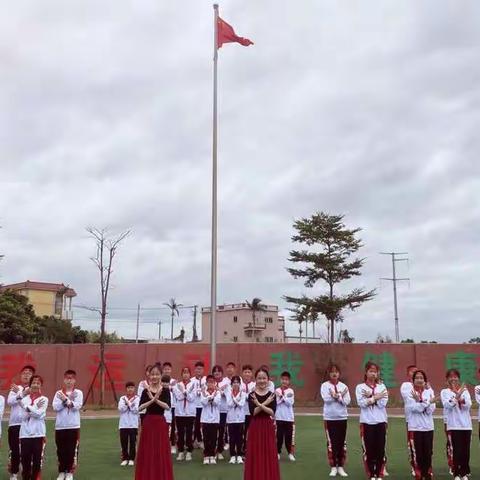 灯火不灭，奋斗不止   ——《灯火里的中国》