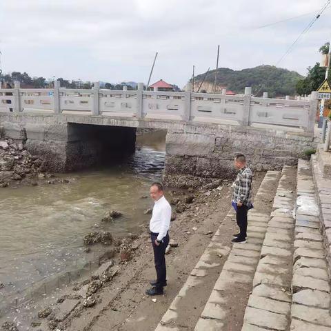 浦口镇开展第十次“河长日”巡河活动