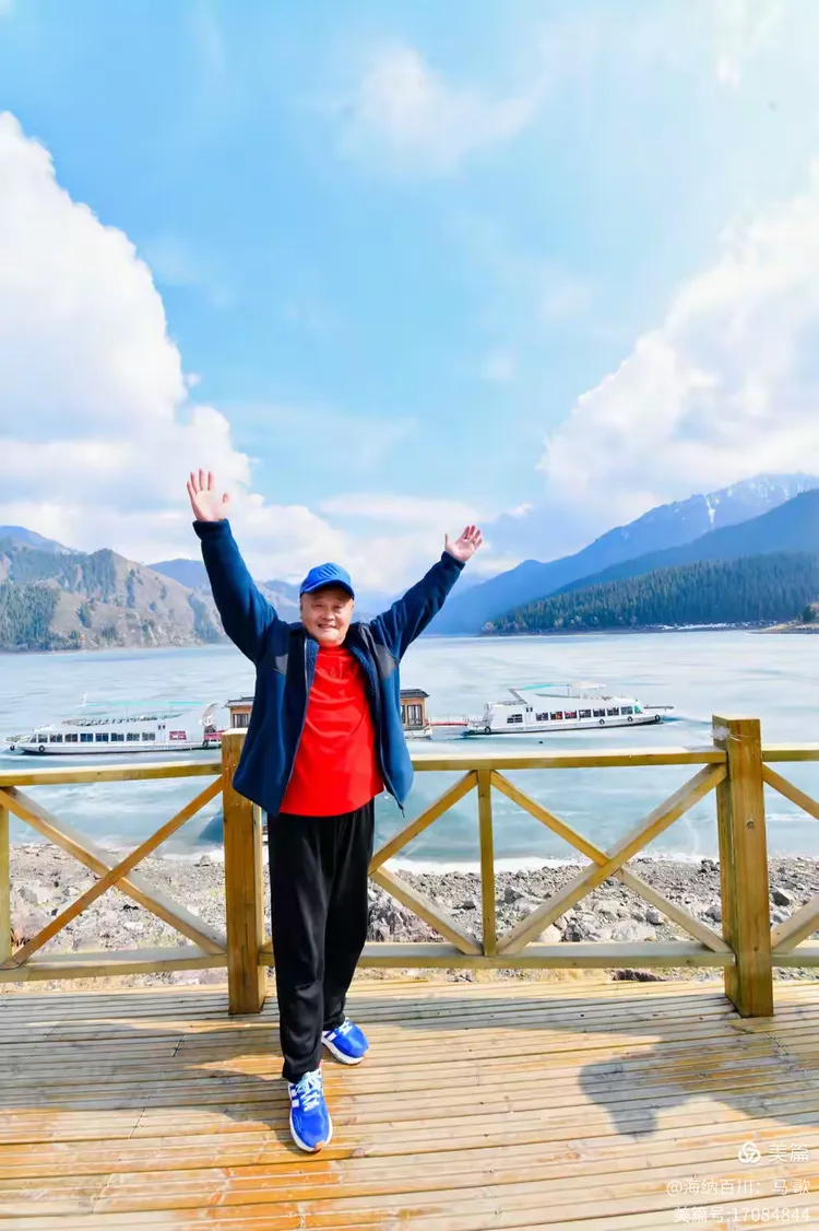 天山天池新疆人多的简单介绍 天山天池新疆人多的简单介绍