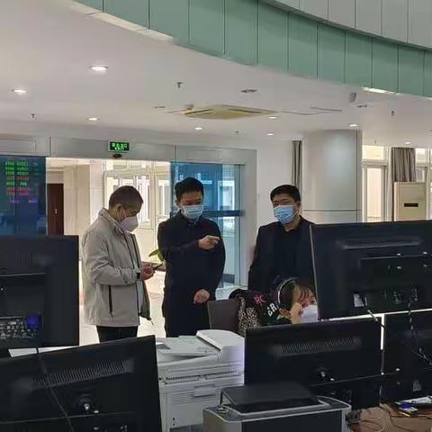 初一慰问送温暖——市卫健委莫少雄副主任慰问市120急救中心一线人员