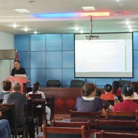 港虹社区 举办太极健身科普讲堂