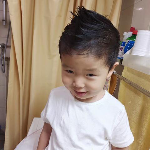 小亿生活小花絮/背诵古诗篇（两岁半）