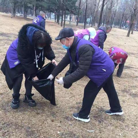 [大东创卫]万泉街道河沿社区“清洁沈阳·志愿者在行动”活动