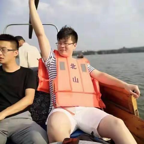 愿最可爱的人慢慢长大——张帅帅，刘帅帅