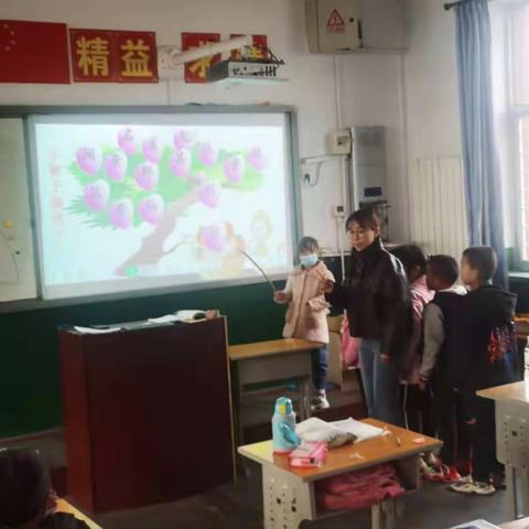 课堂展风采，教研促成长––黄骅镇常庄联校语文观摩课