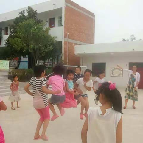 老城镇2017年秋期＂周六社团日＂活动掠影