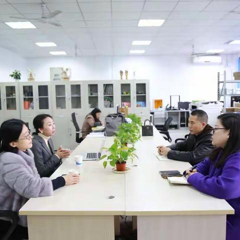 |信息技术系-艺术设计团队|重庆巨蟹数码影像有限公司到校交流洽谈