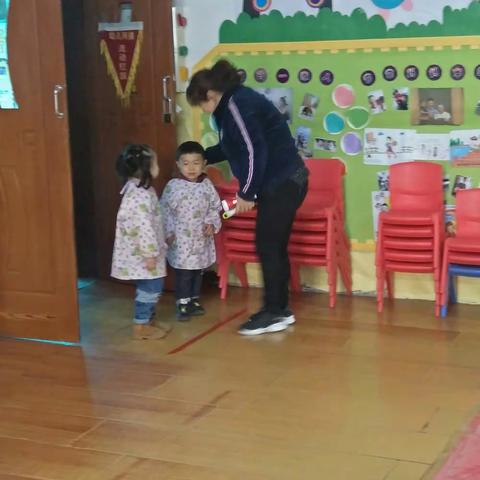 “培养幼儿规则意识，养成良好生活习惯”小太阳幼儿园幼儿一日生活常规展演活动