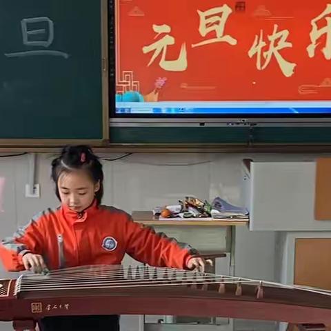 你好，2022——山头小学三年级三班庆元旦联欢会剪影