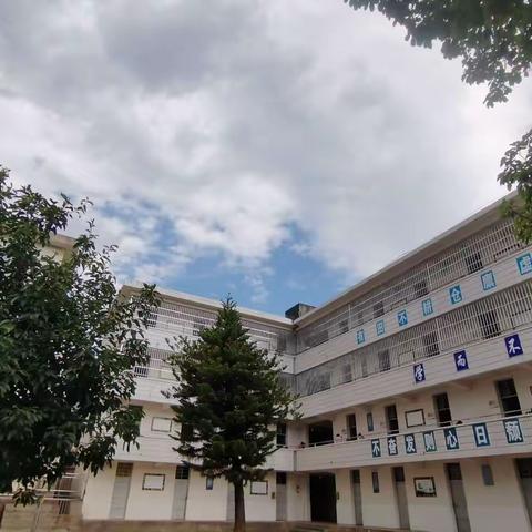 警惕“野鸡大学”，不能止于提醒