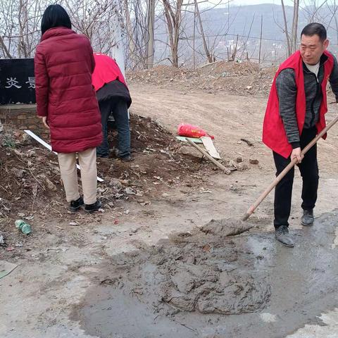 '【巩义市新时代文明实践站】3月4日，关帝庙村开展周六志愿服务活动。