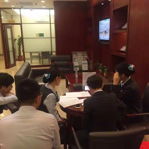 不忘初心，砥砺奋进！—富骊大厦支行组织观看十九大开幕会议视频