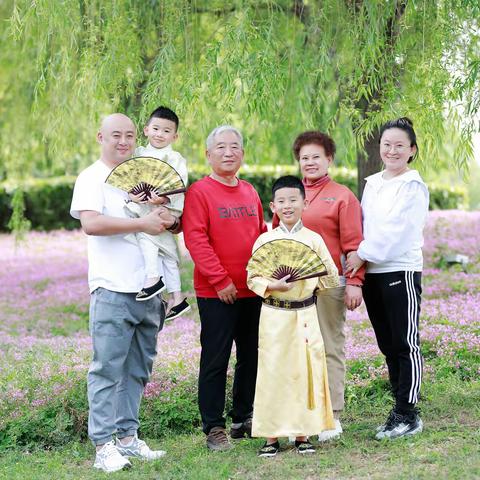 西湖柳畔草长茑飞时