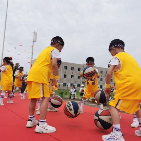“童心向党、激扬梦想”吕亭中心幼儿园庆“六一”文艺汇演