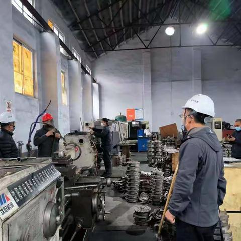 博山镇朱家庄西村安全监督员开展安全生产检查