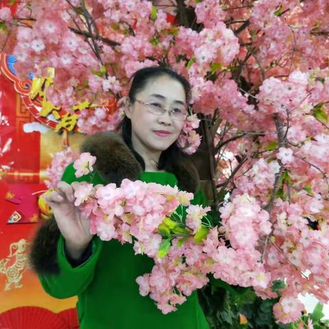 2018年春节前夕我的外甥女侄女她们又一次来朝阳看我，这是她们多年的习惯了我又一次被感动了，我爱你们😊