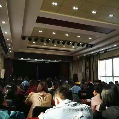 【高陵·争创平安鼎】鹿苑街道组织干部群众进行扫黑除恶知识答题活动