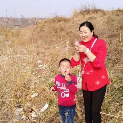 莱阳市实验幼儿园嶺秀城园"家园联动"之"亲子爬山"