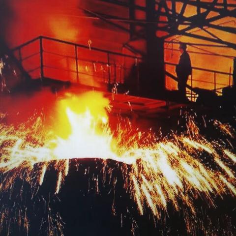 【散文诗刊】(钢铁情怀001)《惊的蛰，钢都 》作者 田力