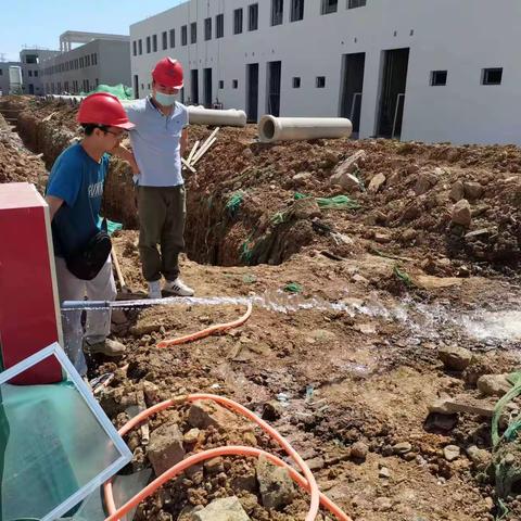 曹妃甸工业区消防救援大队深入在建工地开展消防安全检查