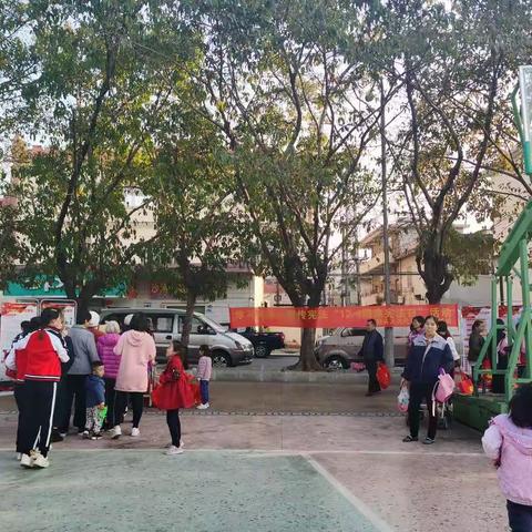 沙浦围社区开展学习宪法、宣传宪法“12.4国家宪法日”活动