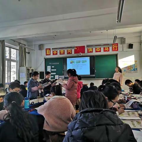 携手前行，共促成长———上党区实验小学课堂教学大比拼之英语组