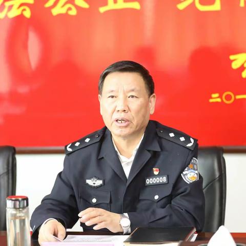 厅交管局迅速贯彻厅党委会议精神组织传达学习省委十三届十次全会精神