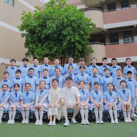 2023南京马府街小学六1班毕业纪念册【乐童摄影】