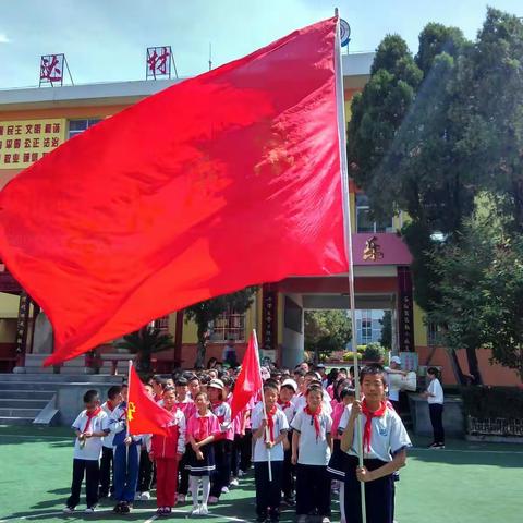 关注消防  珍爱生命——原泉小学五年级学生参观消防大队侧记