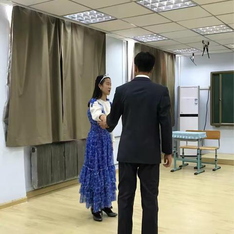 辽阳四中英语学科实践课