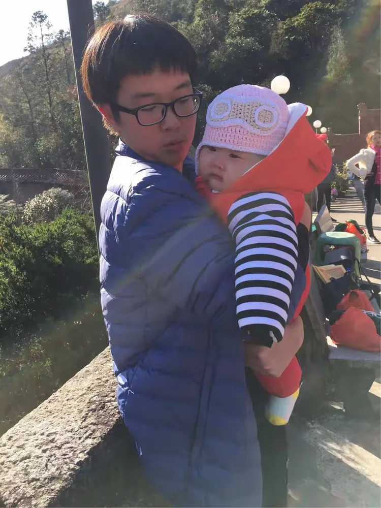 这一年中陪我一起成长的还有我哥哥