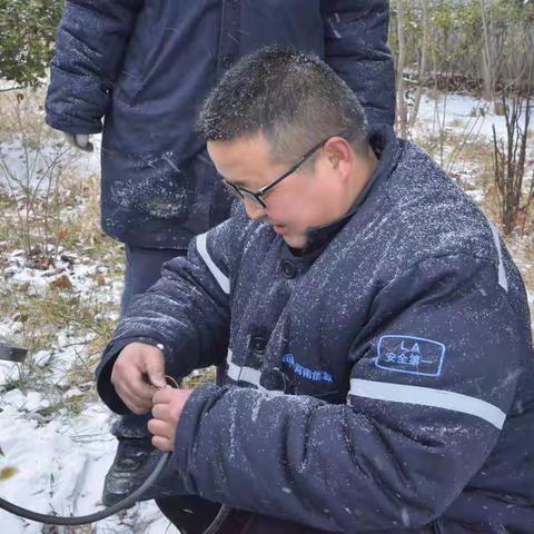 孟津煤矿：风雪中最美的身影