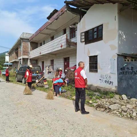 【小松镇迳里村】开展退役军人助力环境卫生整治志愿服务活动